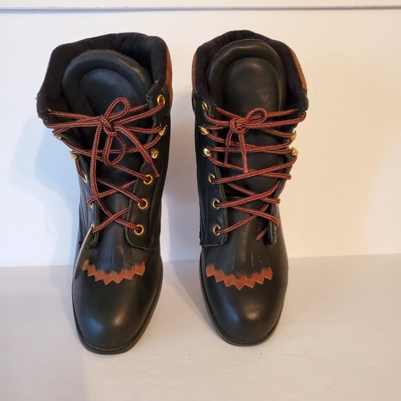 Laredo Women's Perform air 1.5" Hight heel Round Toe Western Ankle Boot Size 7M. - Picture 12 of 13